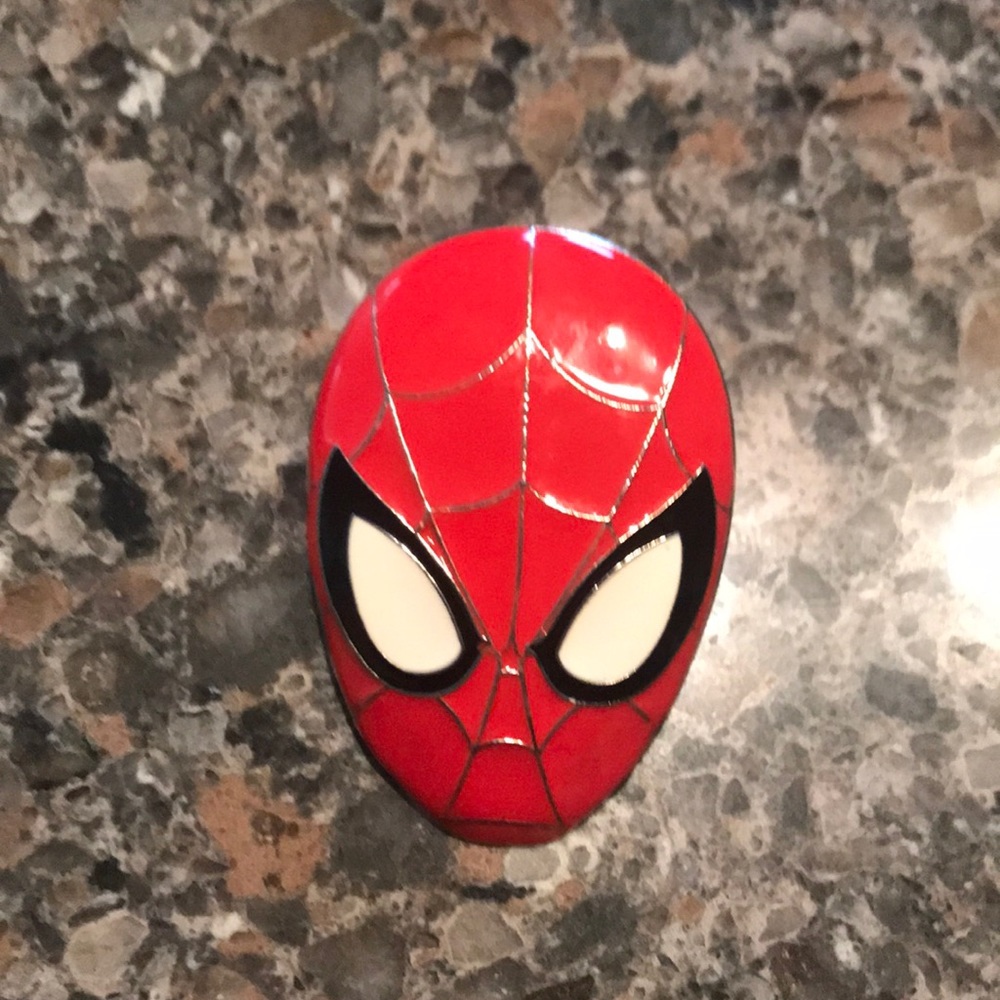 Spider - Man pin!